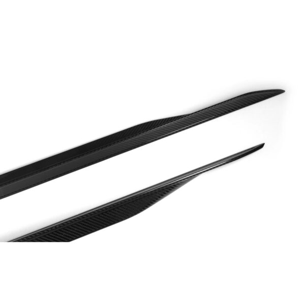 Karbonowe dokładki listwy pod progi do BMW G60 w stylu M-Performance - obrazek 5