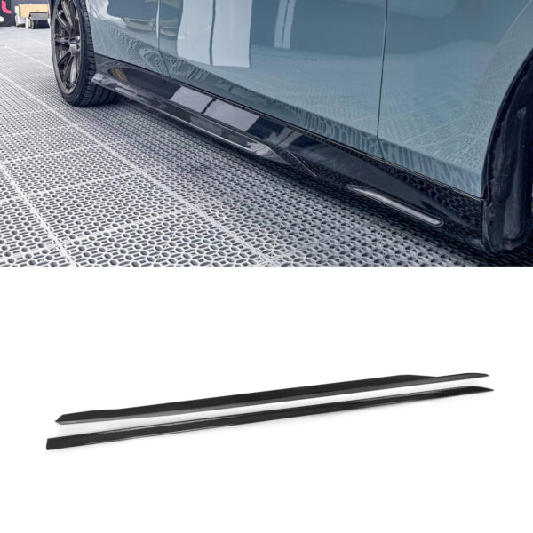 Karbonowe dokładki listwy pod progi do BMW G60 w stylu M-Performance