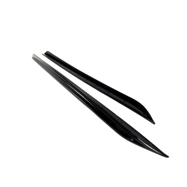 Dokładki (listwy) pod progi BMW G20/G21 MP Style Czarny Połysk - obrazek 3