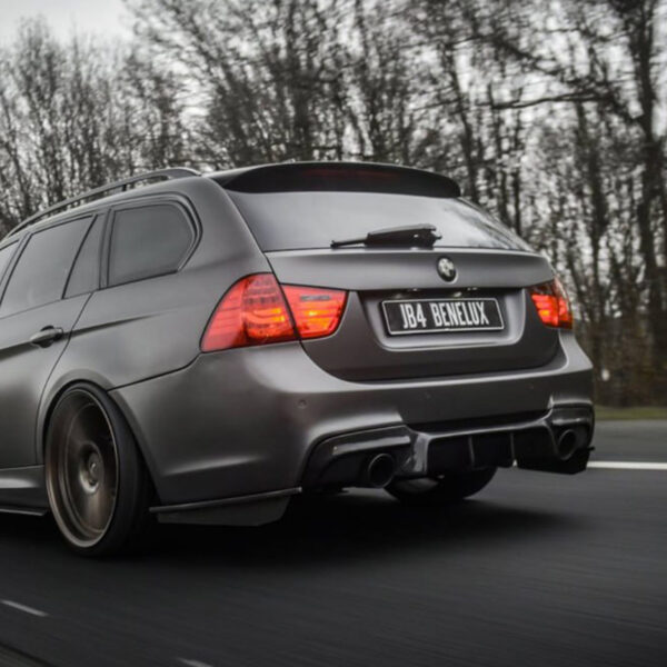 Dyfuzor Tylny BMW E90/E91 LED 335i M-Performance Look Czarny Połysk (0-0) 2005–2012 - obrazek 3