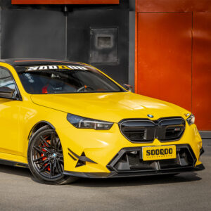 Karbonowy Splitter / Front Lip SOOQOO Style do BMW M5 G90 – Carbon Fiber - obrazek 5