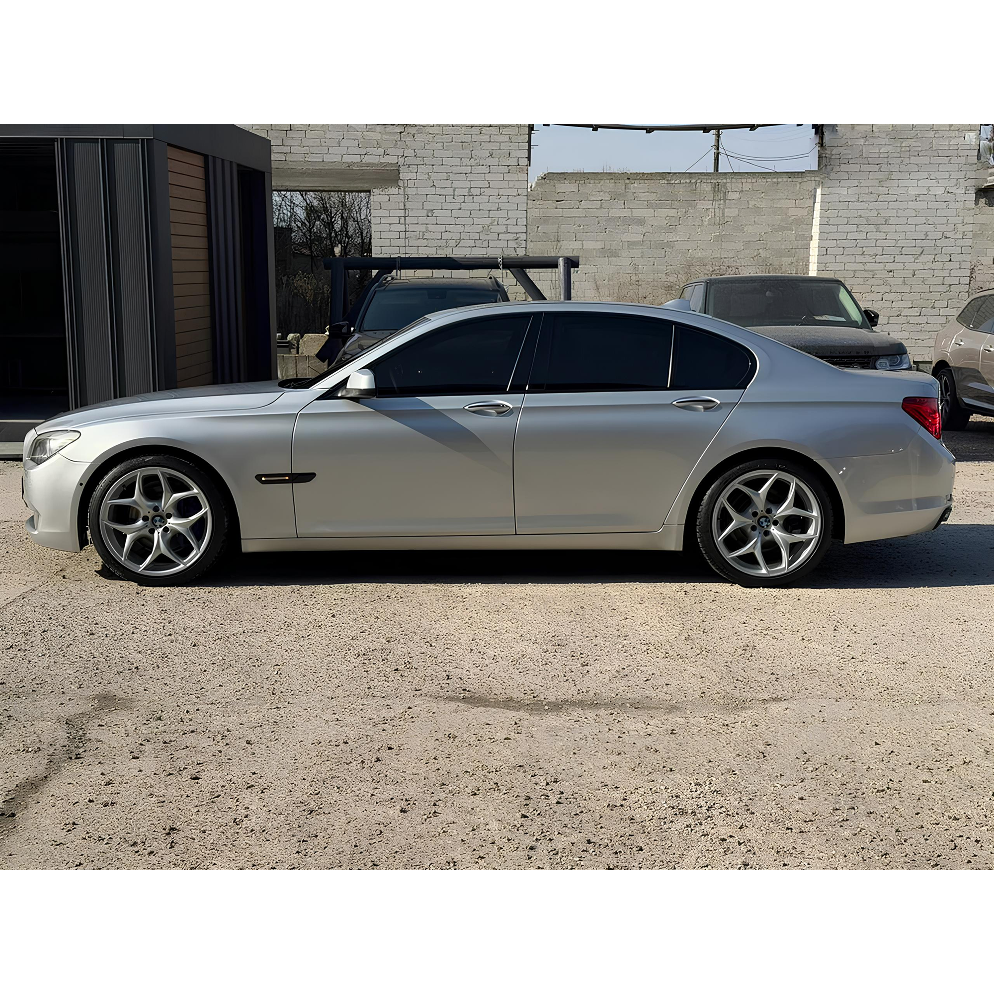 Błotnik Prawy Przedni Aluminiowy do BMW F01/F02/F04 - obrazek 3