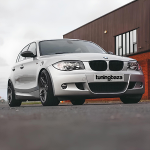 Atrapa Nerki Grill E87 BMW CZARNY POŁYSK 1 ŻEBRO 1 SERIES (2004–2007) PRE-LCI - obrazek 3