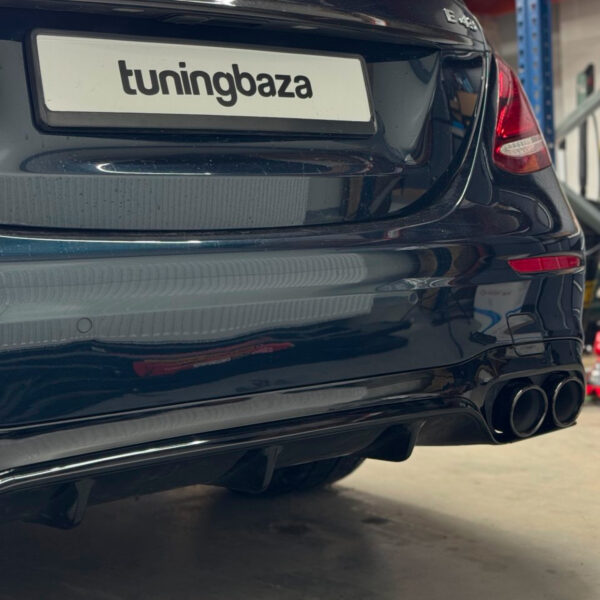 Dyfuzor Tylny Mercedes W213 E43 Przedlift AMG 53 Styl Czarny Połysk 16-19 - obrazek 3