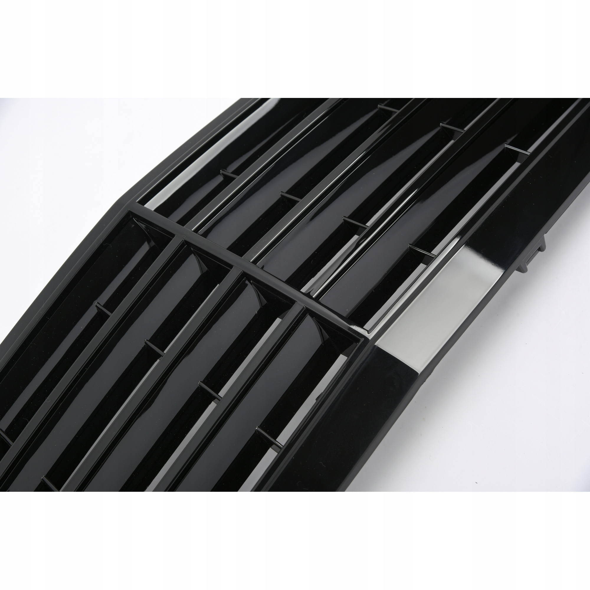 Grill atrapa Mercedes-Benz E-Klasy W211 2002–2006 | Styl AMG | Czarny Połysk (Gloss Black) - obrazek 3