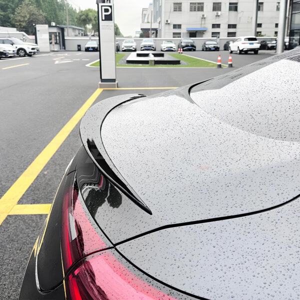 Lotka Spoiler Mercedes-Benz CLE C236 AMG Styl Czarny Połysk (2023+) - obrazek 4