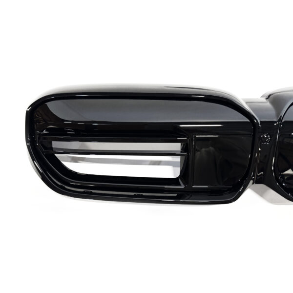 Atrapa nerki BMW Seria 5 G30 / G31 LCI (2020–2023) M-Style Czarny połysk - obrazek 3