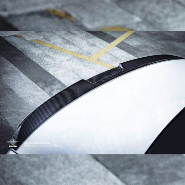 Karbonowa Lotka Spoiler BMW G68 M-Performance Style (Dry-Carbon) - obrazek 6