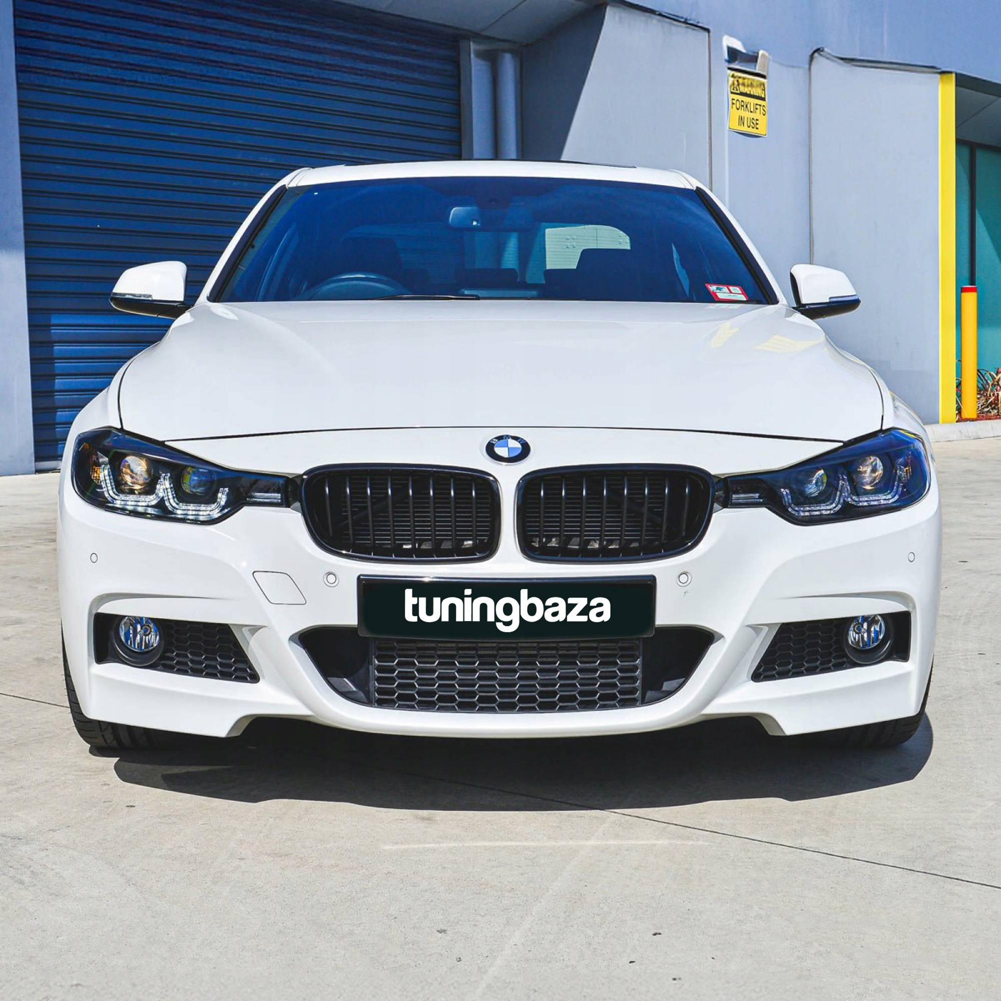 Zderzak przedni BMW F30 / F31 M-Tech – z PDC, Halogeny, Spryskiwacze (SRA) - obrazek 3