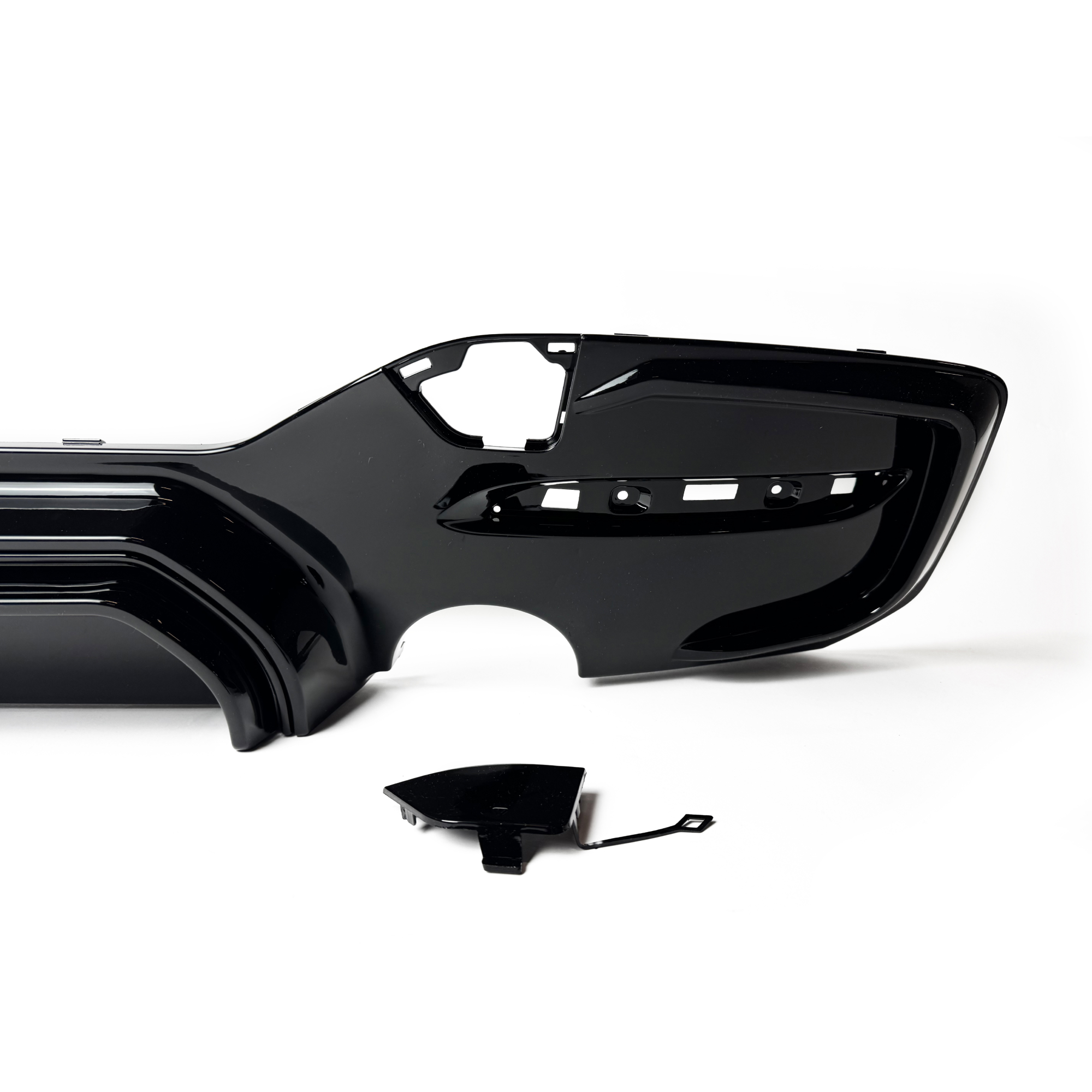 Dyfuzor Tylny BMW F20/F21 LCI CS Style Czarny Połysk (2015–2019) 0--0 - obrazek 2