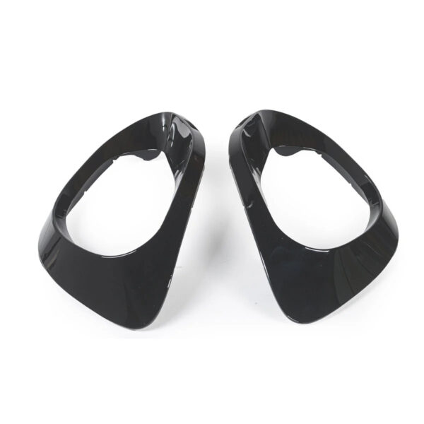 Ramki Halogenów Mercedes C-Class W206 2022–2024 E63 Styl - obrazek 2