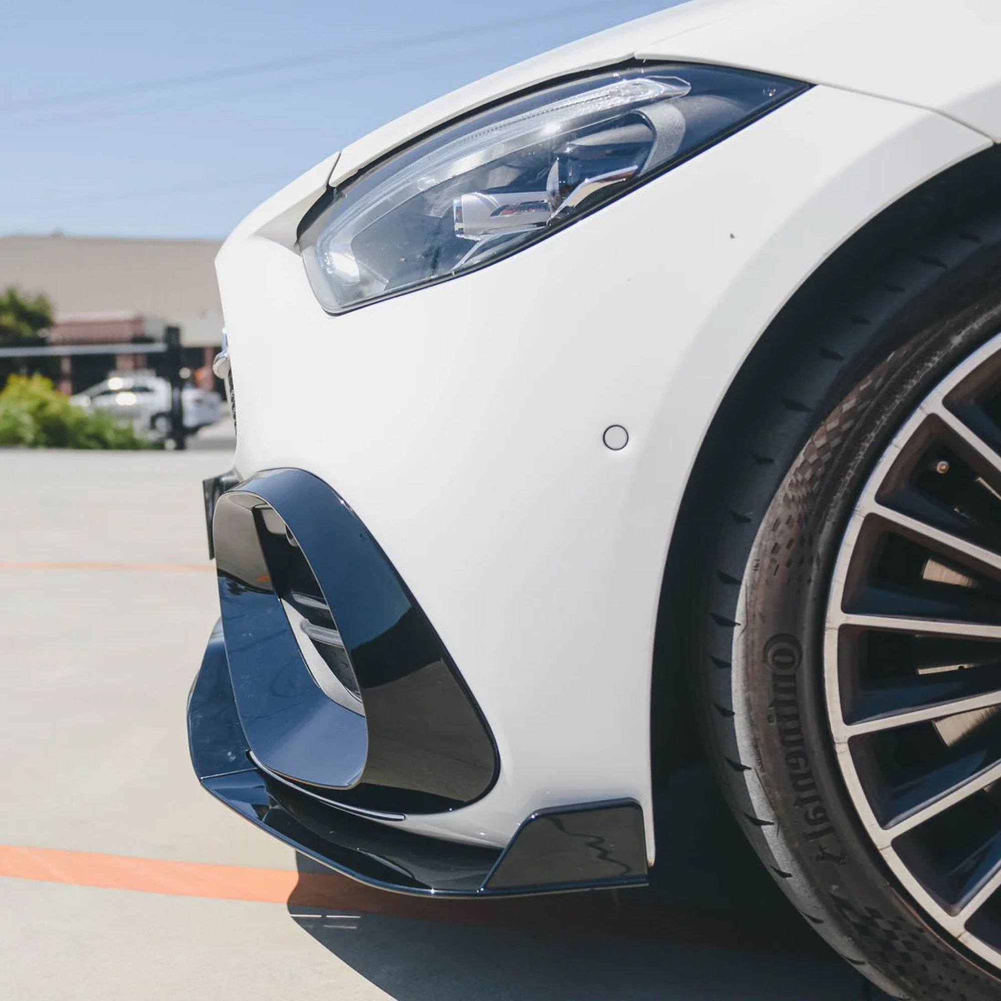 Ramki Halogenów Mercedes C-Class W206 2022–2024 E63 Styl - obrazek 7