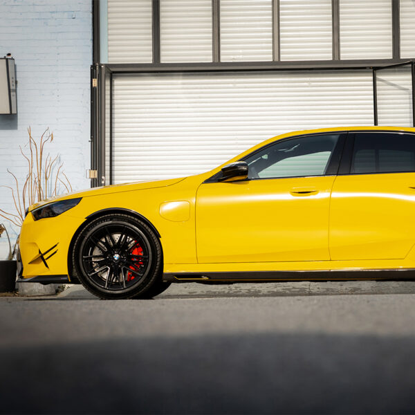 Karbonowe dokładki listwy pod progi do BMW M5 G90/G99 w stylu SQ-A - obrazek 3