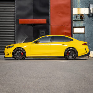 Karbonowe dokładki listwy pod progi do BMW M5 G90/G99 w stylu SQ-A - obrazek 8