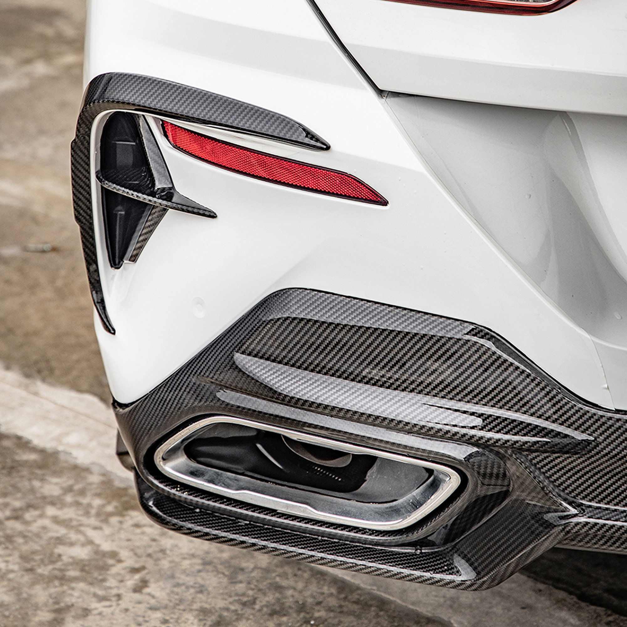 Karbonowy Dyfuzor BMW G16 SQ Style - obrazek 4