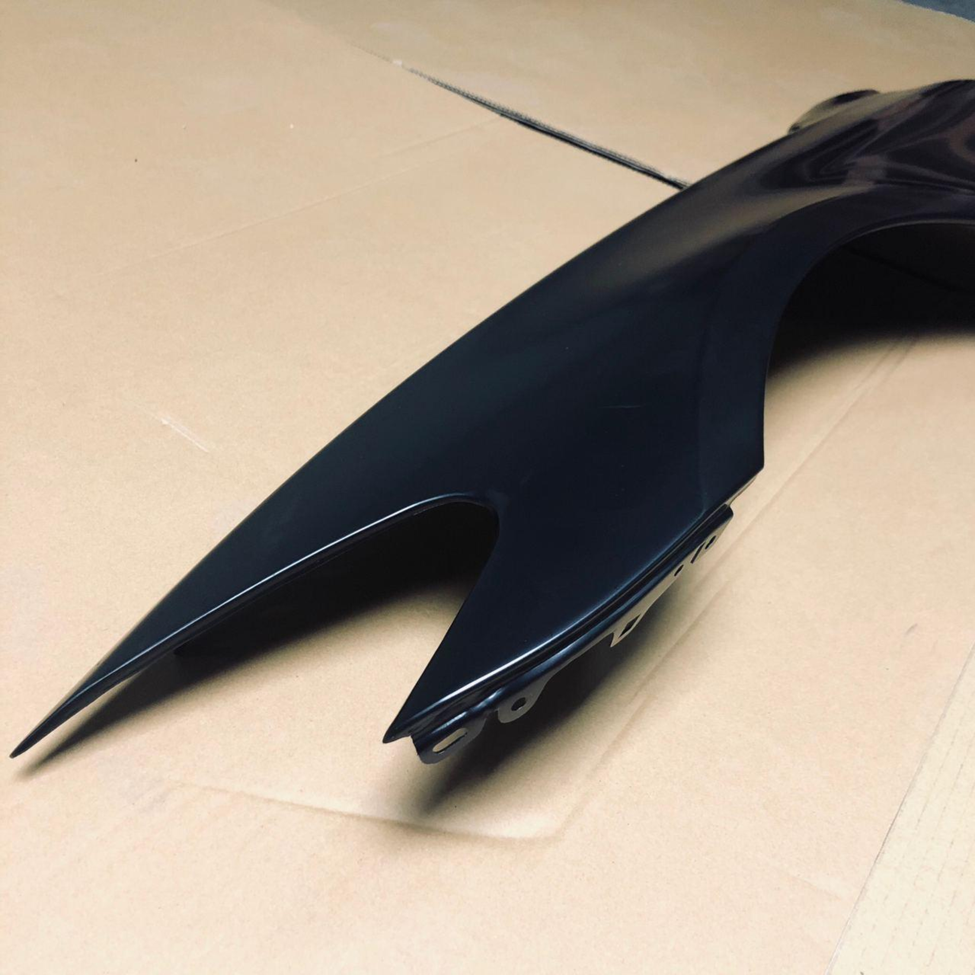 Błotnik Prawy (strona pasażera) Przedni BMW F10 / F11 Aluminiowy NOWY - obrazek 2