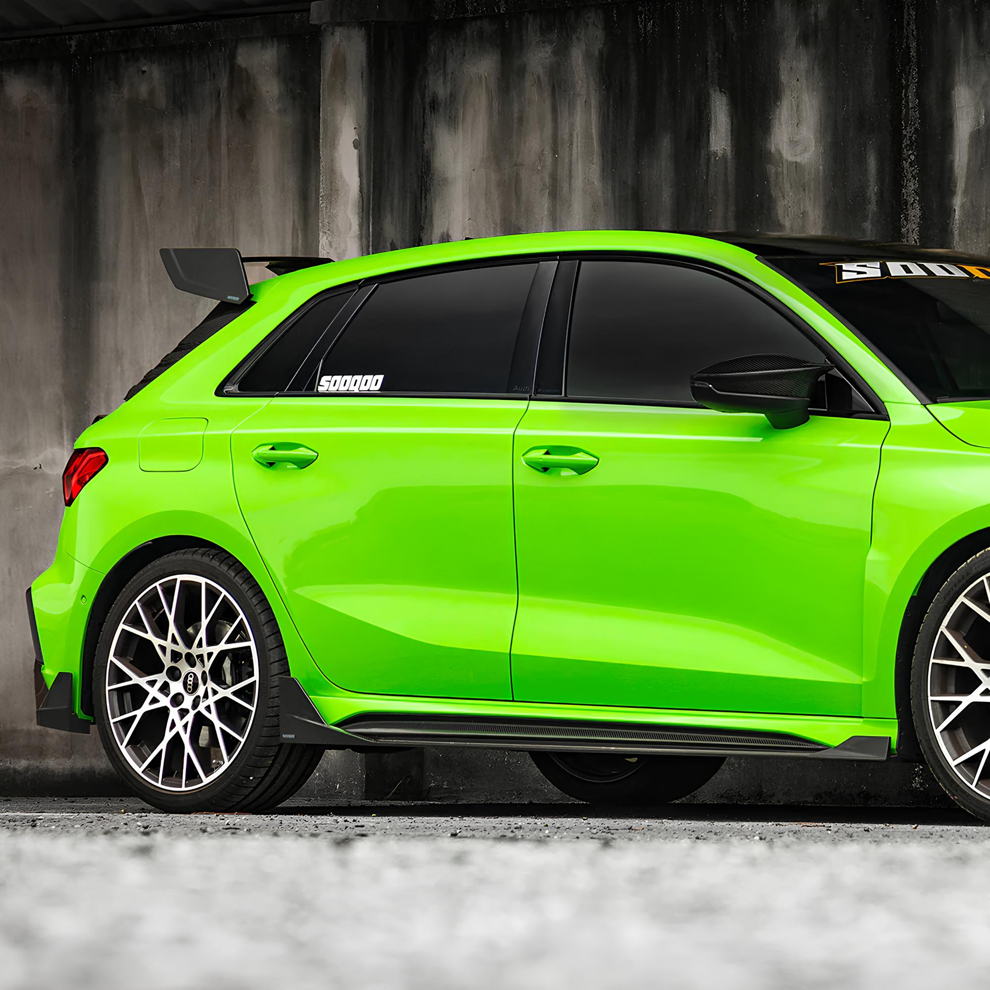 Karbonowe Dokładki / Listwy Pod Progi do AUDI RS3 8Y (2024+) SOOQOO Style - obrazek 13