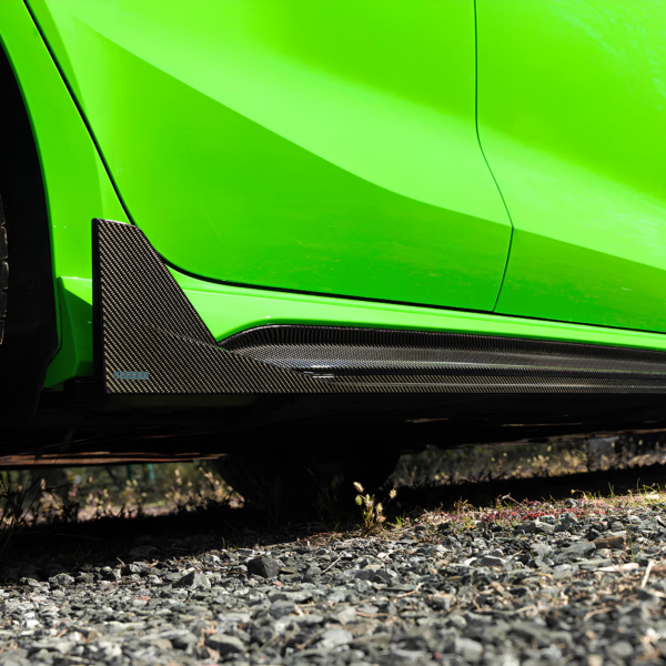 Karbonowe Dokładki / Listwy Pod Progi do AUDI RS3 8Y (2024+) SOOQOO Style - obrazek 5