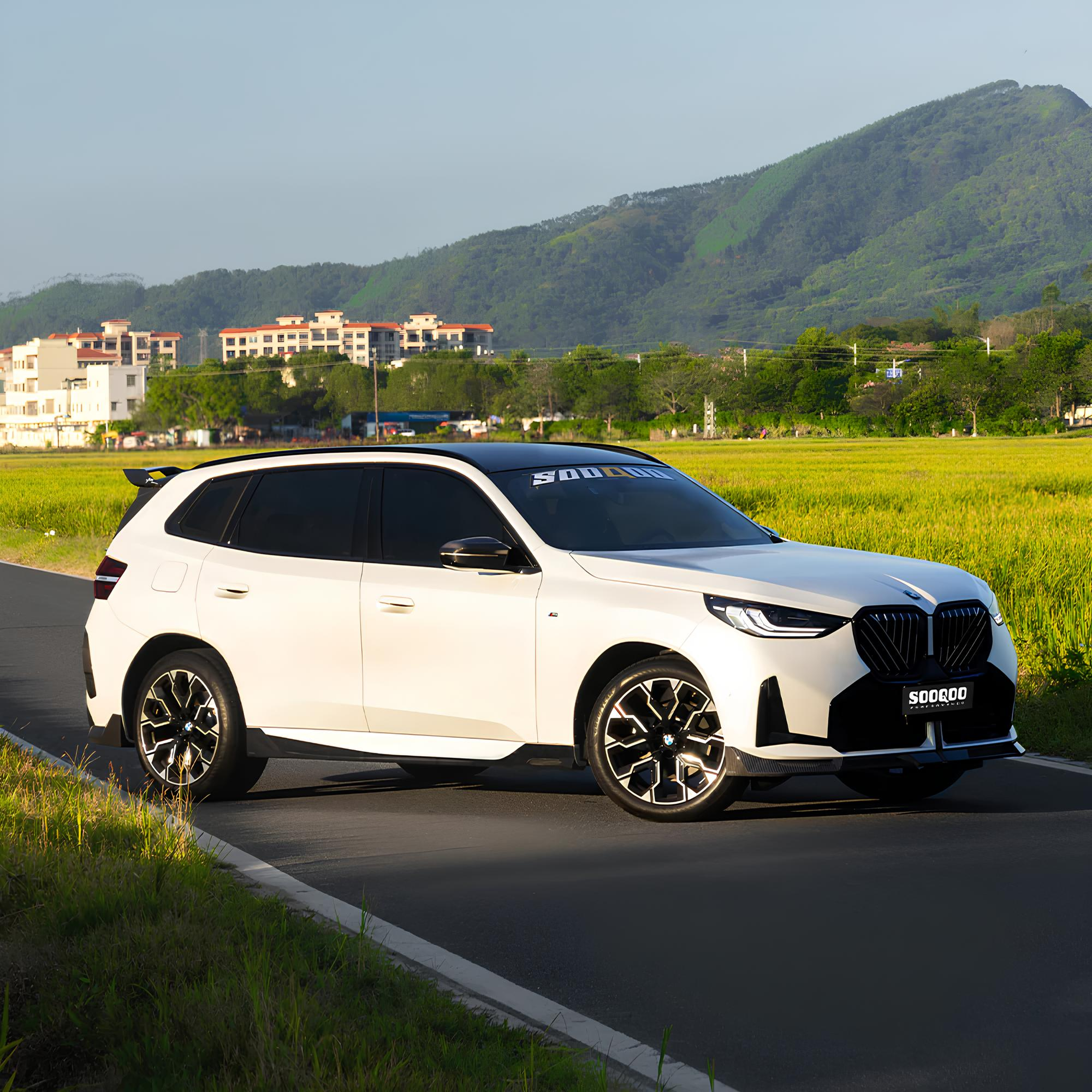 Karbonowe Dokładki / Listwy Pod Progi do BMW X3 G45 (2024+) SOOQOO Style - obrazek 2