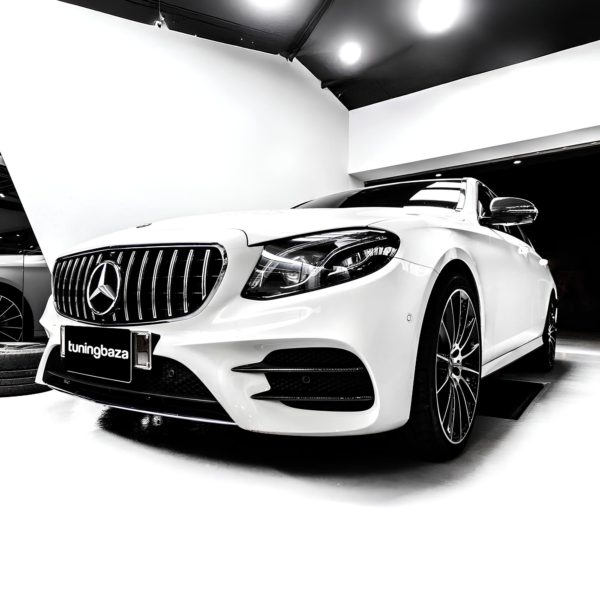 Grill Atrapa Mercedes E-Klasy W213 GT Style Czarny + Chrom 16-23 Z Kamerą - obrazek 6