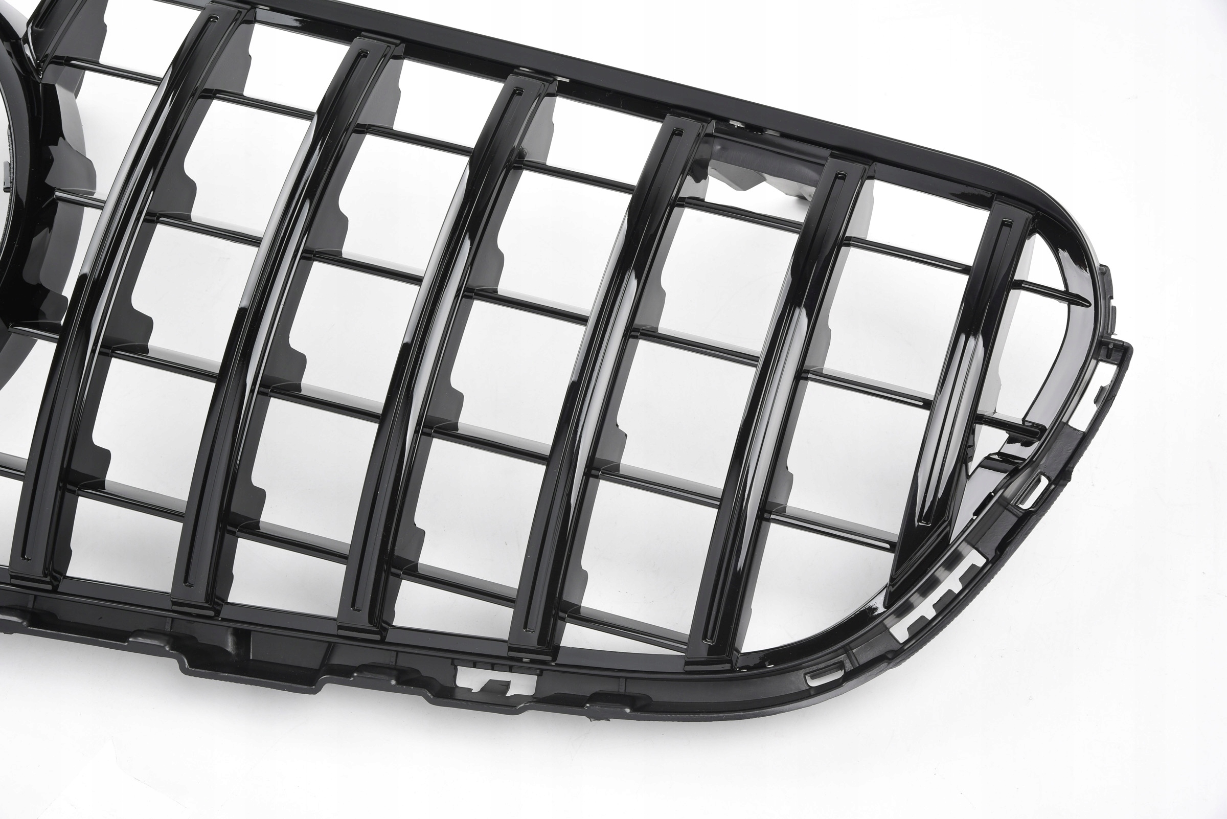 Grill Atrapa Mercedes GLC X253 Prezedlift GT Style Czarny Połysk (2015-2019) - obrazek 4