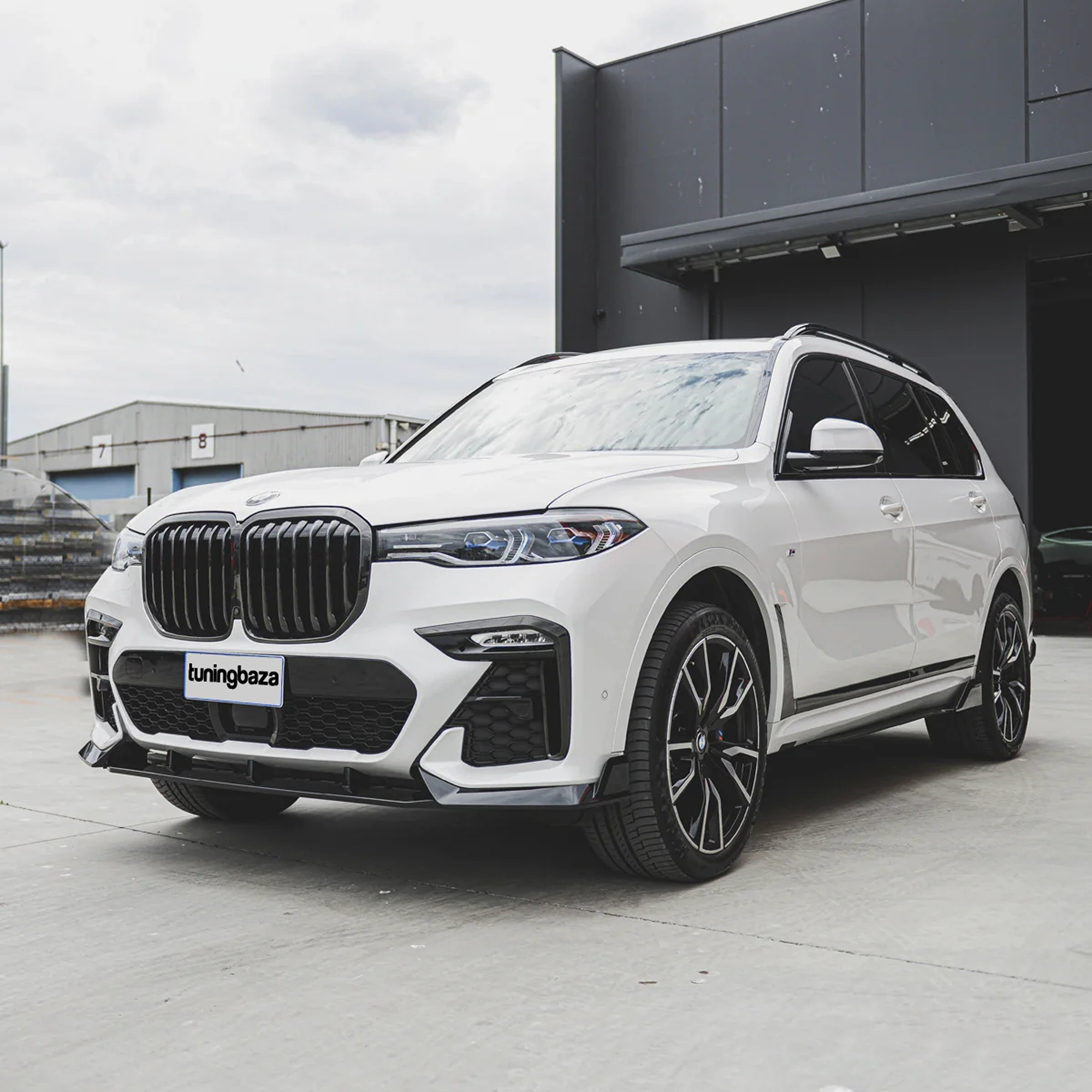 Atrapa Nerki Grill BMW X7 G07 Przedlift MP Style Czarny Połysk (2019-2022) - obrazek 3