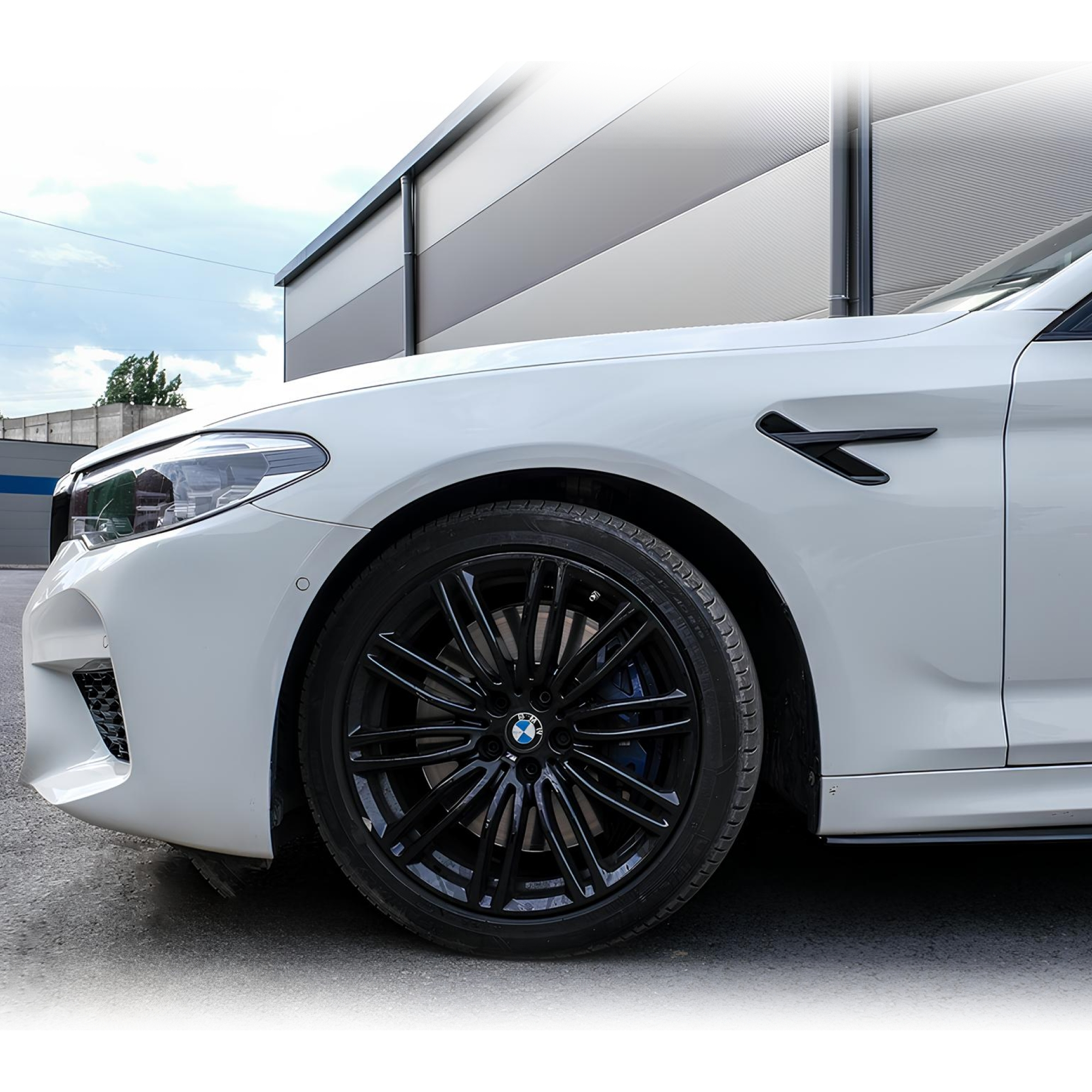 Błotniki M5 Styl z Wlotami Powietrza do BMW Serii 5 G30 Sedan & G31 Touring (2017–2023) Stalowe NOWE - obrazek 10