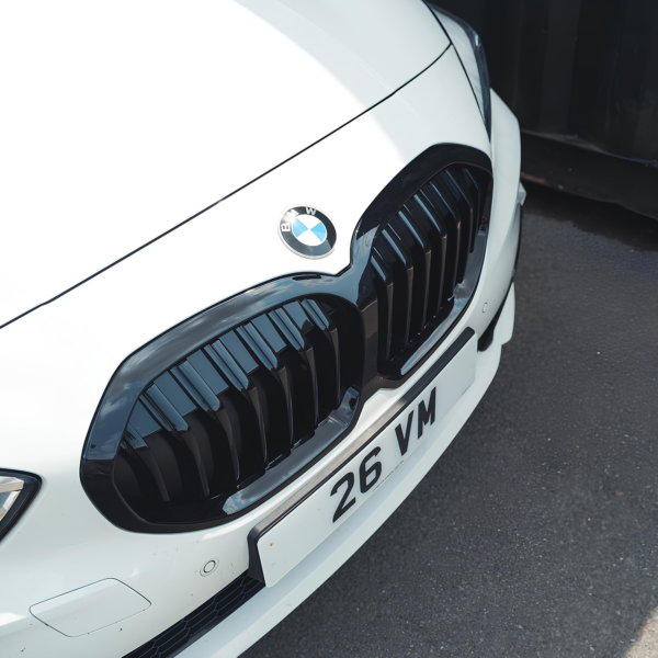 Atrapa Nerki Grill BMW F40 (2019-2024) MP Style | Czarny Połysk - obrazek 8