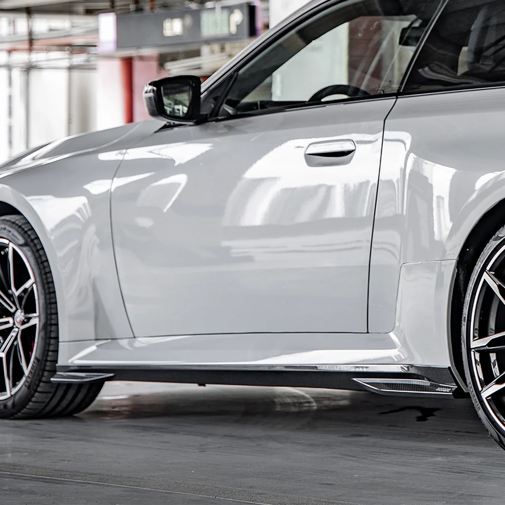 Karbonowe Dokładki Listwy Progowe Boczne BMW M2 G87 (2022-ON) SOOQOO Style - obrazek 5