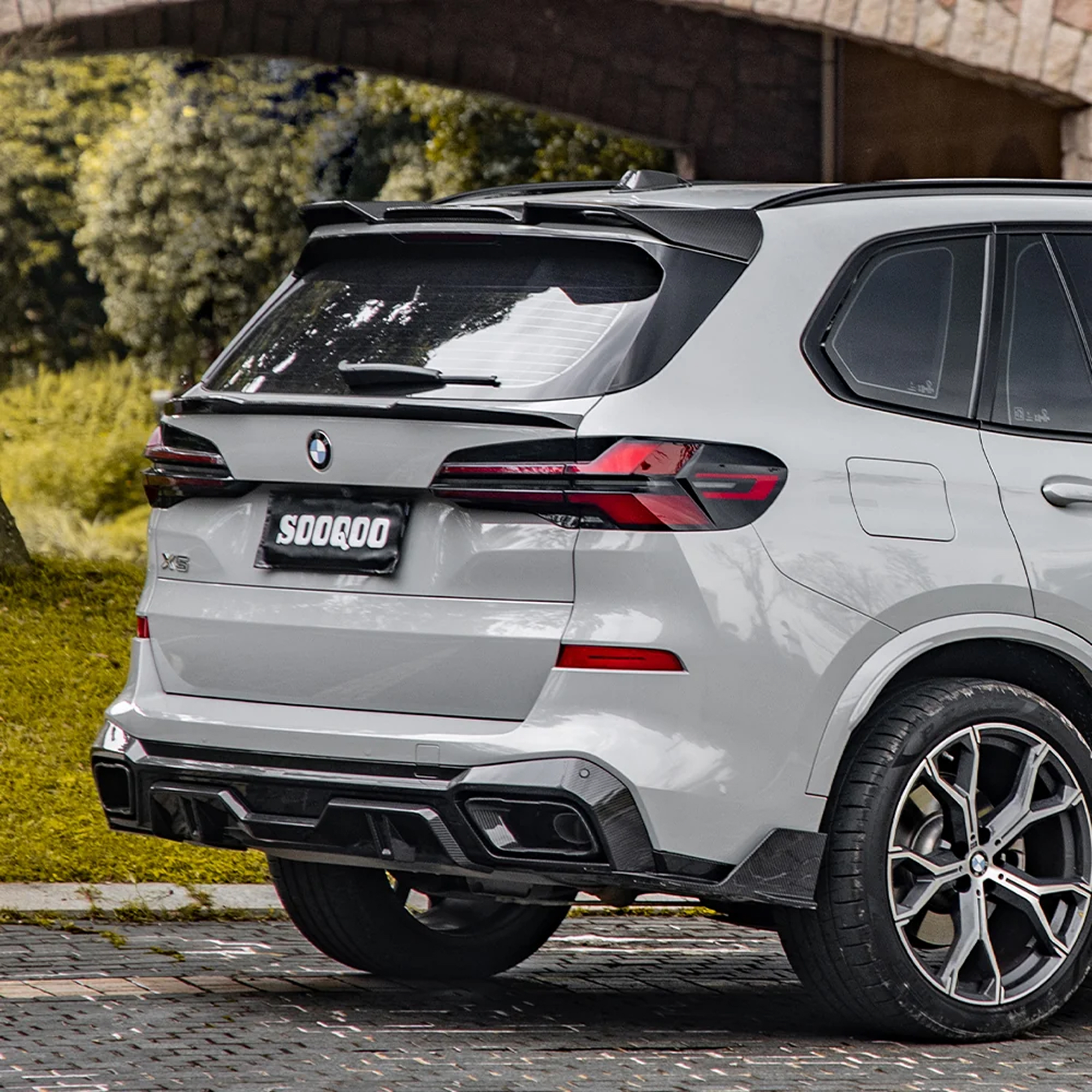 Karbonowy Spoiler Lotka Dachowa do BMW X5 G05 (2018-ON) SOOQOO-Style - obrazek 12