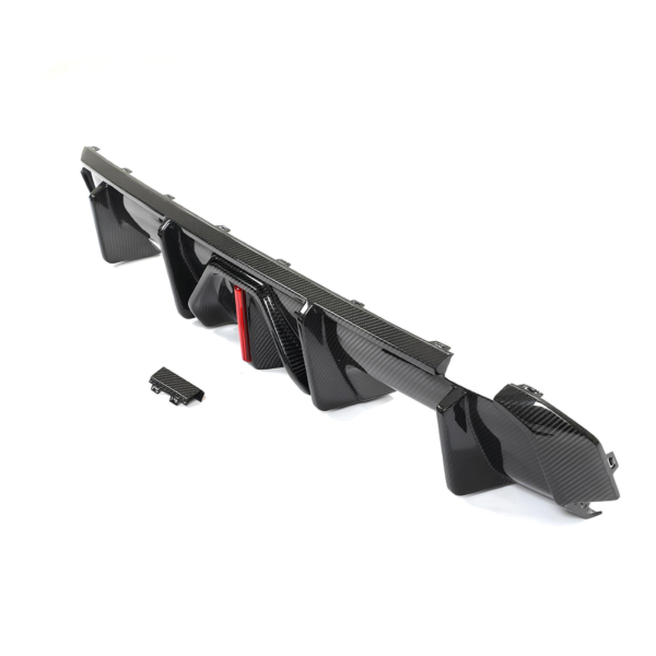Karbonowy Dyfuzor Tylny z LED Track Series do BMW G80 G81 M3 / G82 G83 M4 - obrazek 5