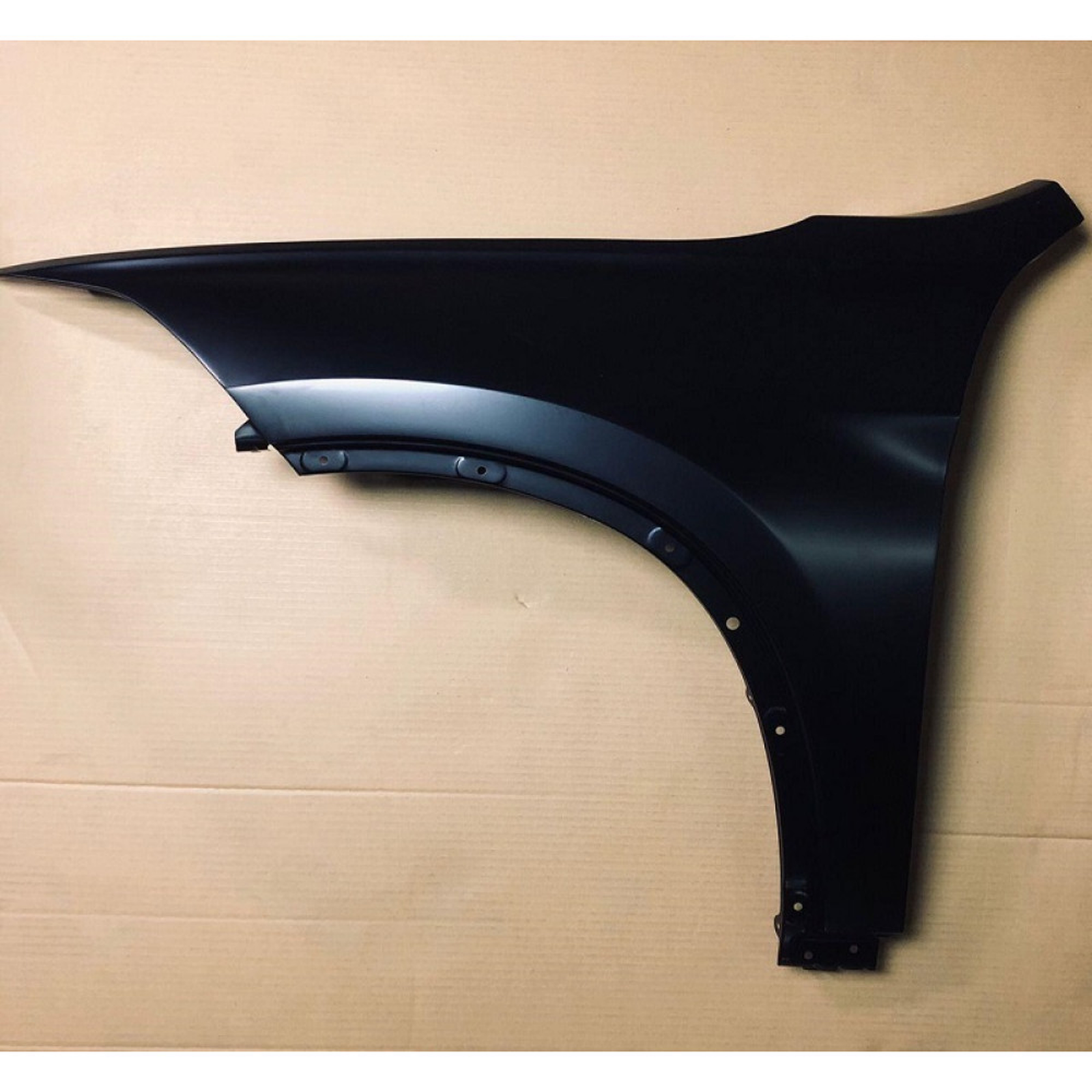 Błotnik BMW F48 2015–2022 Stalowy Lewy (strona kierowcy) Przedni NOWY - obrazek 1