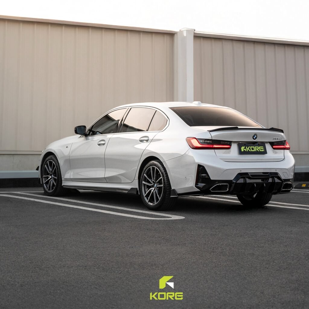 DOKLADKI PROGOWE BMW Seria 3 G20 G20 LCI G21 M Paket Czarny Szafir KORE Numer katalogowy czesci KR0132014E