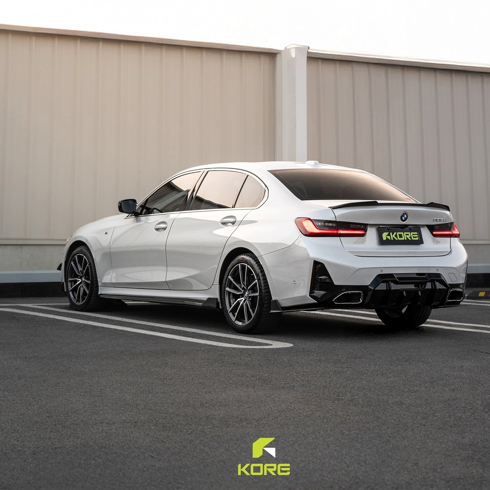 DOKLADKI PROGOW BOCZNYCH BMW Seria 3 G20 / G21 LCI M-Paket | ABS | Czarny Szafir | KORE - obrazek 3