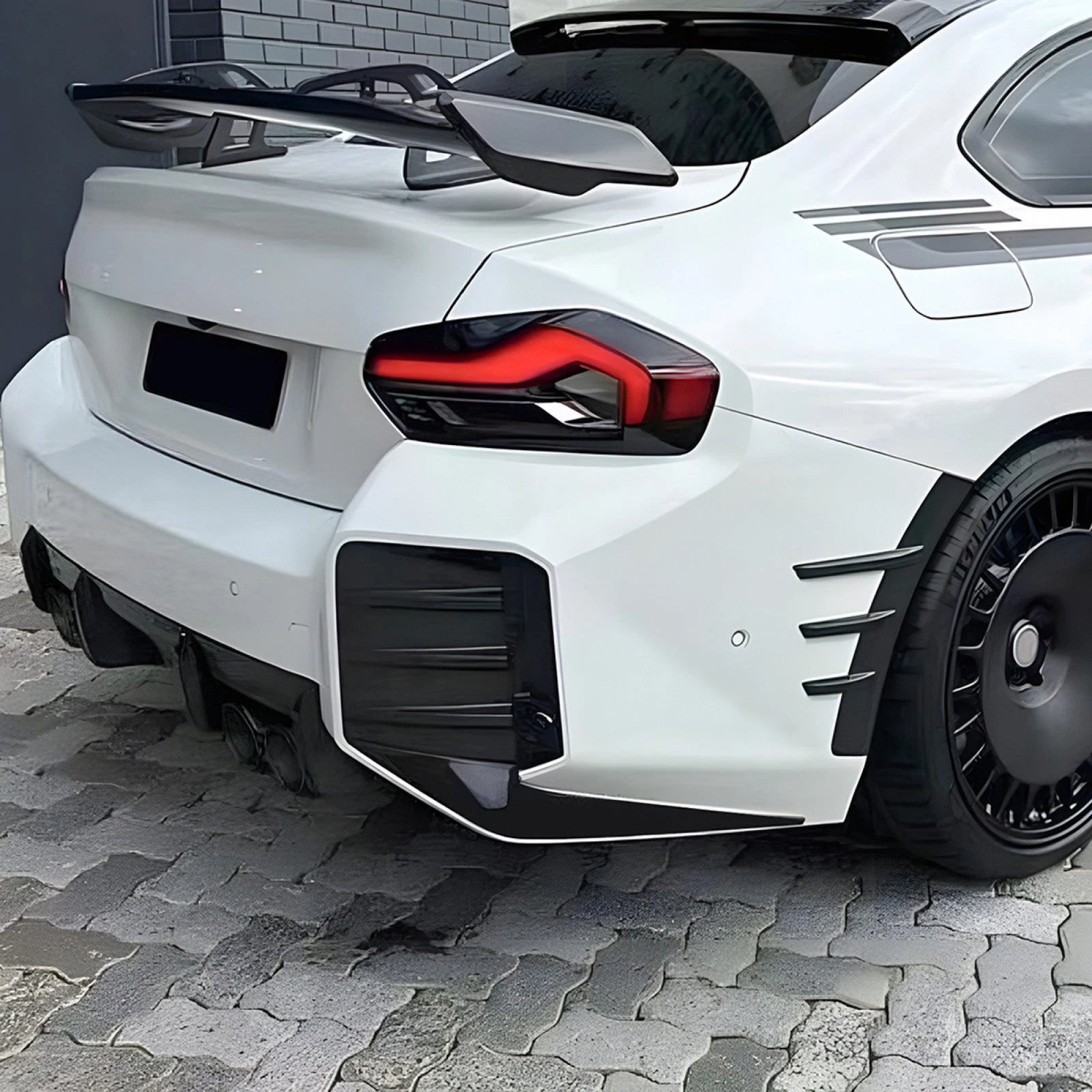 Wloty Powietrza Tylnego Zderzaka BMW M2 G87 – 2022+ Elementy Ozdobne - obrazek 5