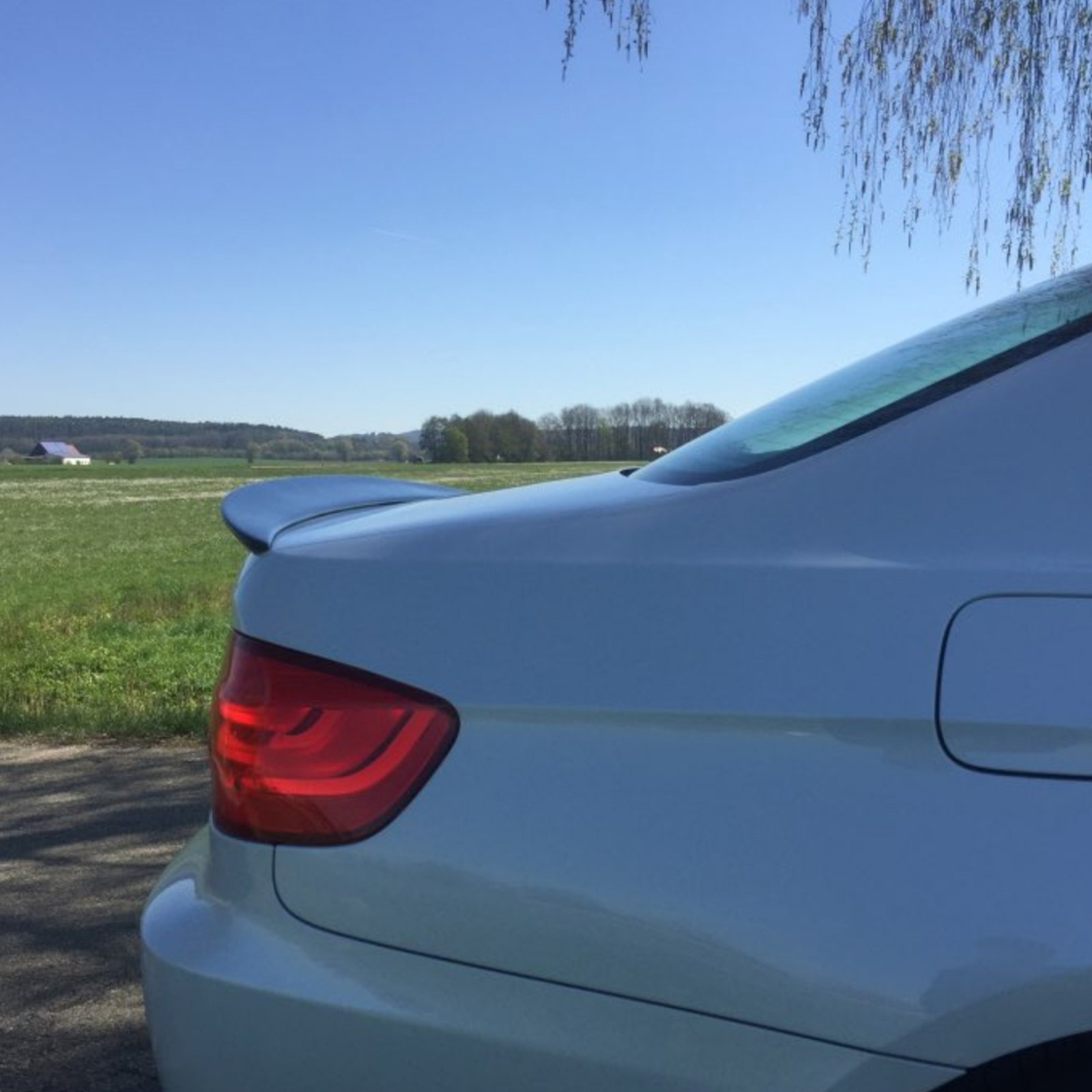 Spoiler na klapę bagażnika BMW 3 Seria E92 MP Styl Karbonowa (Dry-Carbon) - obrazek 2