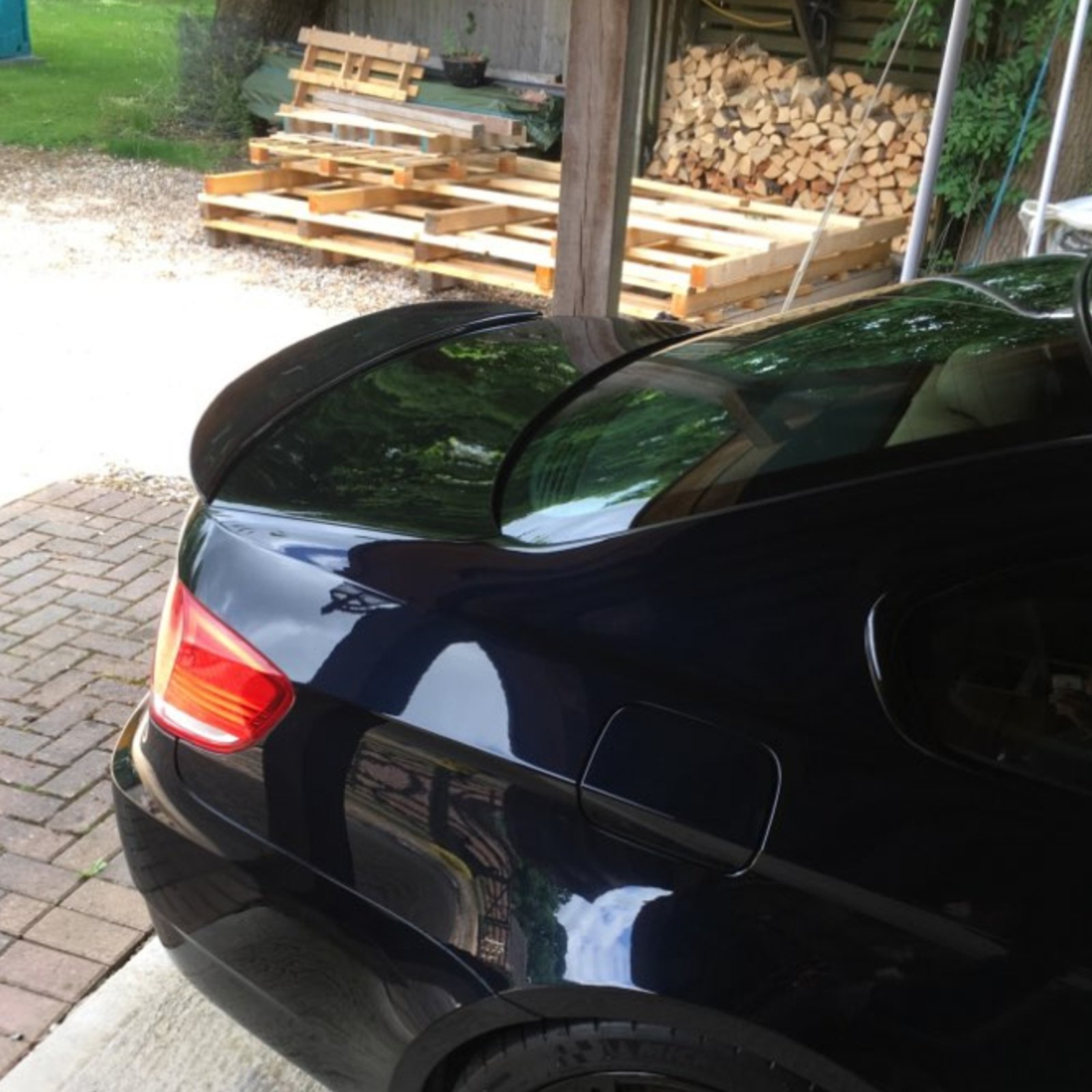 Spoiler na klapę bagażnika BMW 3 Seria E92 MP Styl Karbonowa (Dry-Carbon) - obrazek 4