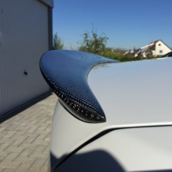 Spoiler na klapę bagażnika BMW 3 Seria E92 MP Styl Karbonowa (Dry-Carbon) - obrazek 5